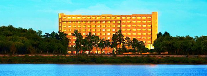 The Gateway Hotel Athwalines - Surat 01.jpg